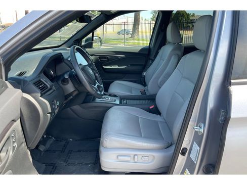 Certified 2023 Honda Passport EX-L image 10