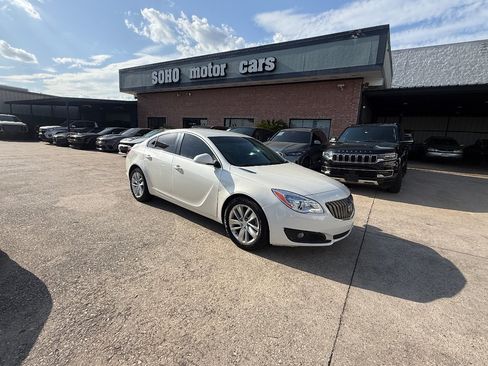 Used 2015 Buick Regal FWD image 3