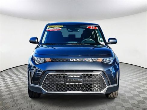 Certified 2023 Kia Soul LX image 3