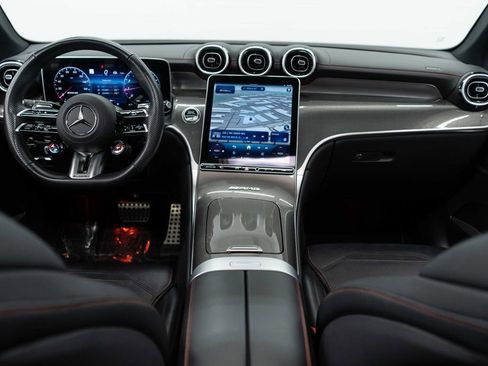 Used 2025 Mercedes-Benz GLC 43 AMG 4MATIC image 8