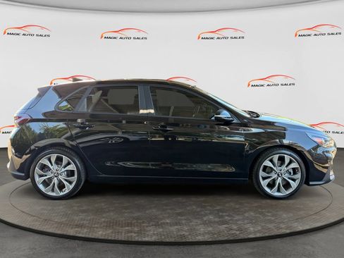 Used 2019 Hyundai Elantra GT N Line FWD image 6
