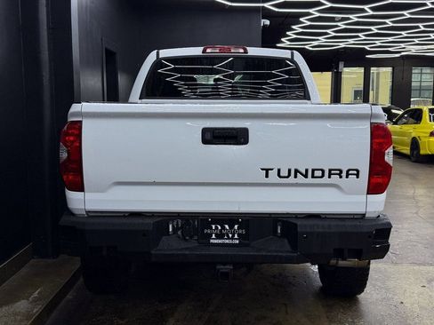 Used 2018 Toyota Tundra SR5 w/ TRD Off Road Package image 8