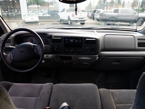 Used 2002 Ford F250 XLT image 8