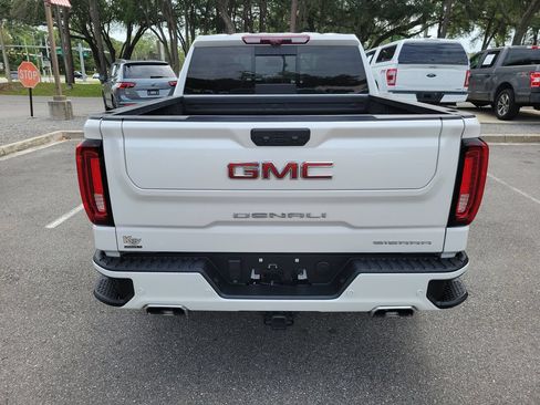 Used 2024 GMC Sierra 1500 Denali w/ Denali Reserve Package AWD/4WD image 8