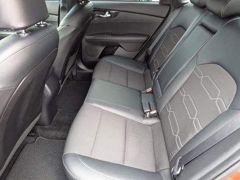 Used 2021 Kia Forte GT-Line image 28