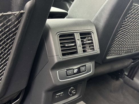 Used 2021 Audi Q5 Premium Plus w/ Premium Plus Package image 26