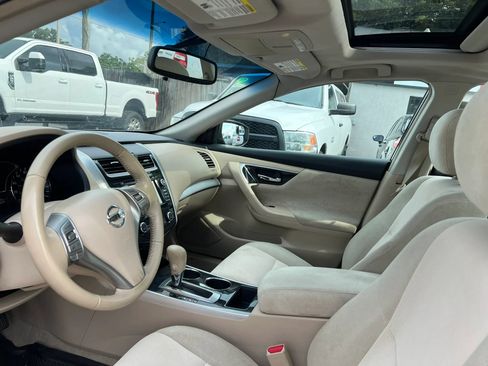 Used 2013 Nissan Altima 2.5 SV w/ 2.5SV Convenience Pkg FWD image 9