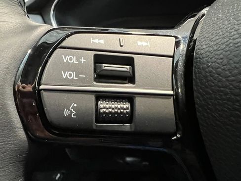 New 2025 Acura Integra image 19