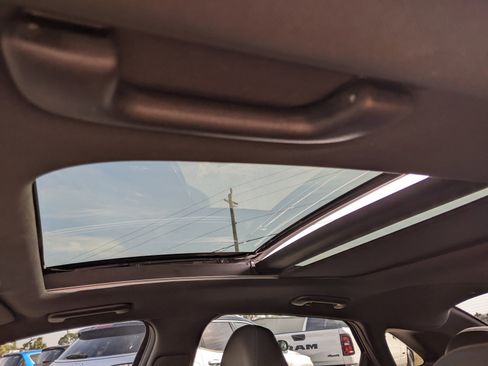 Used 2021 Kia K5 GT-Line w/ GT-Line FWD Premium Package image 17