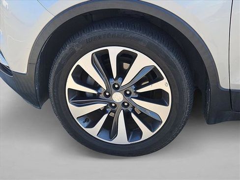 Used 2021 Buick Encore Preferred FWD image 12