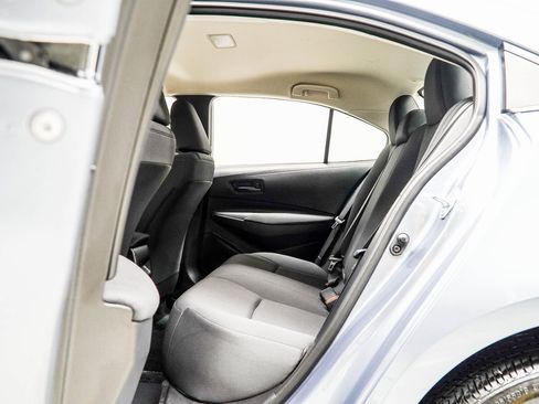 Used 2024 Toyota Corolla LE image 29