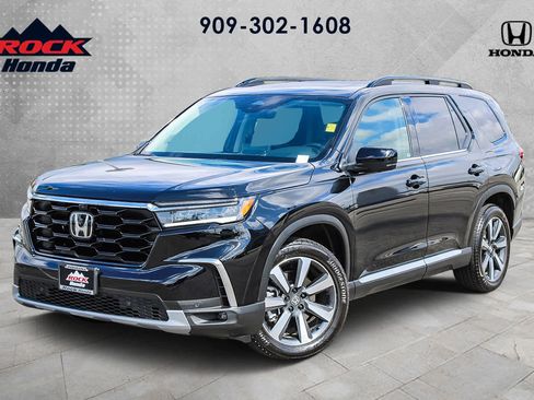 Certified 2025 Honda Pilot Elite image 1