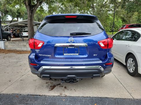 Used 2018 Nissan Pathfinder SV FWD image 7