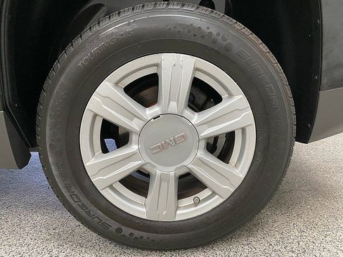 Used 2016 GMC Terrain SLE image 24