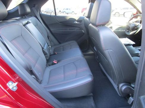 Used 2023 Chevrolet Equinox RS image 25