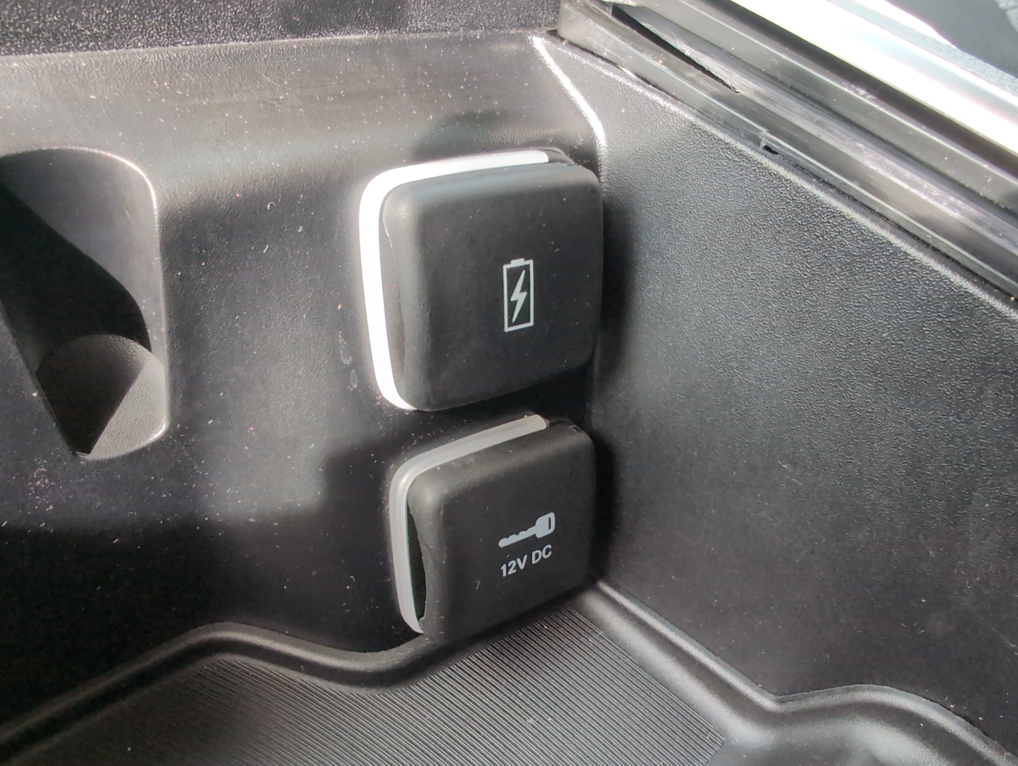 Used 2023 Chrysler Pacifica Limited FWD image 41