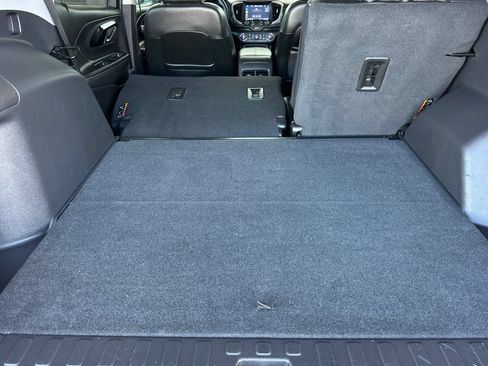 Used 2024 GMC Terrain AT4 AWD/4WD image 18