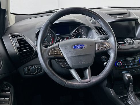 Used 2017 Ford Escape Titanium image 18