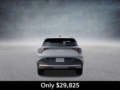 New 2026 Kia Sportage EX image 5