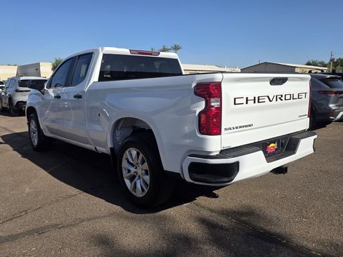 Used 2023 Chevrolet Silverado 1500 Custom RWD image 3