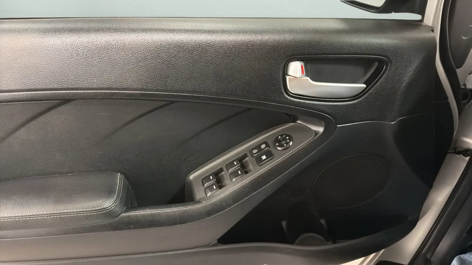 Used 2018 Kia Forte LX w/ LX Popular Package FWD image 16