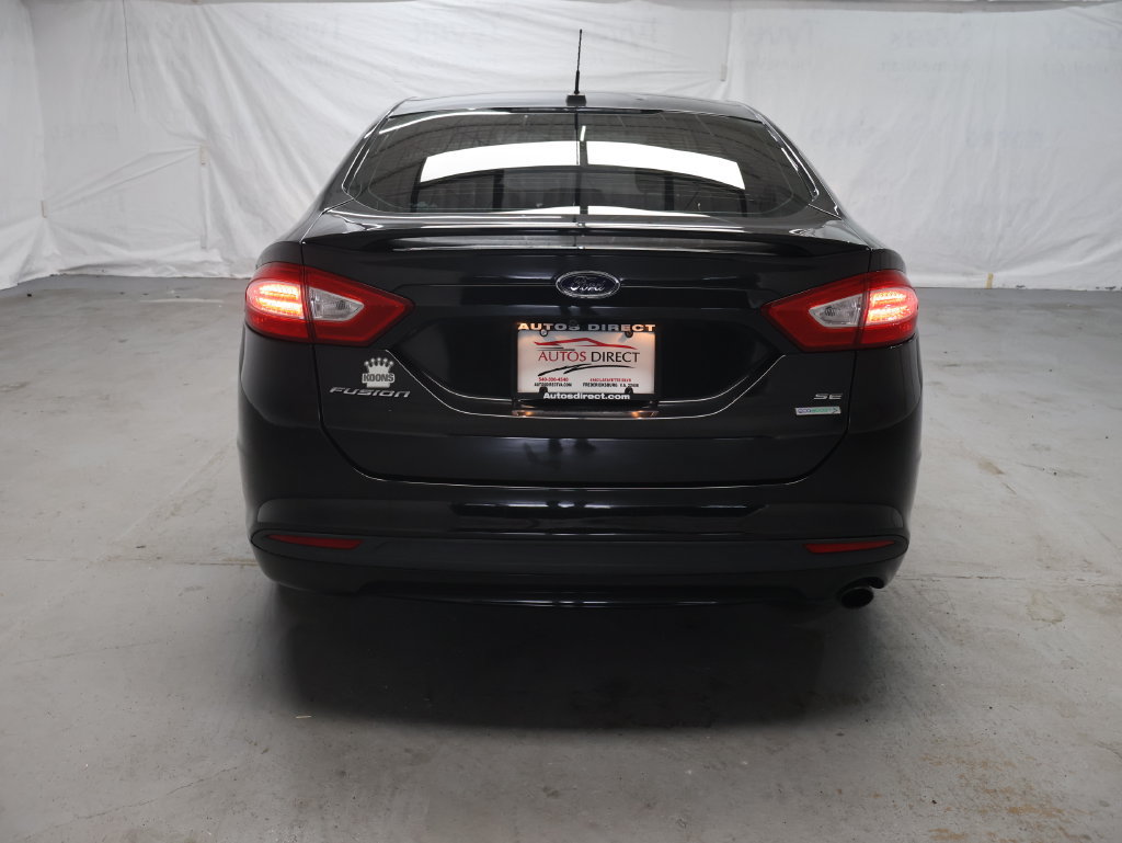 Used 2013 Ford Fusion SE FWD image 6
