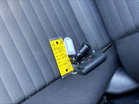 Used 2025 Volkswagen Jetta S FWD image 15