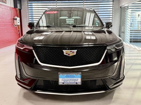 Used 2020 Cadillac XT6 Sport AWD/4WD image 14
