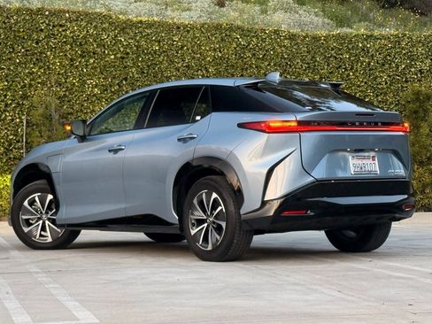 Certified 2023 Lexus RZ 450e Premium w/ Accessory Package (2T) image 2