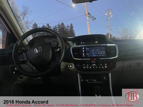 Used 2016 Honda Accord EX image 11
