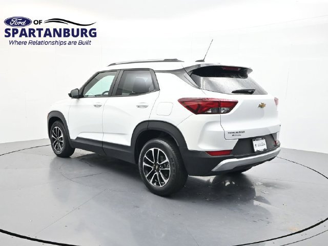 Used 2024 Chevrolet TrailBlazer LT FWD image 5