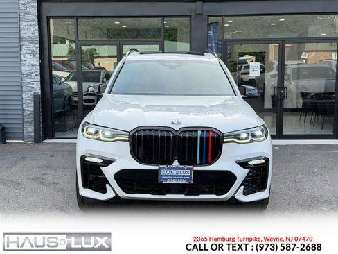 Used 2021 BMW X7 M50i AWD/4WD image 8