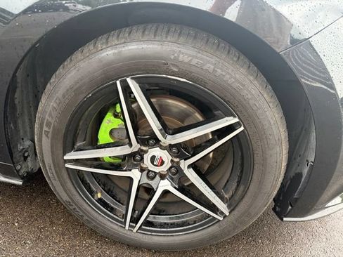Used 2017 Ford Mustang Premium RWD image 4