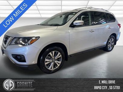 Used 2020 Nissan Pathfinder S