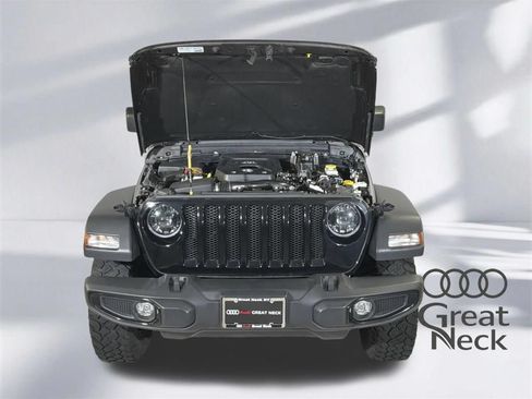 Used 2023 Jeep Wrangler Unlimited Sport AWD/4WD image 17