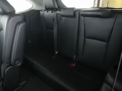 Used 2022 Toyota Highlander Platinum image 31