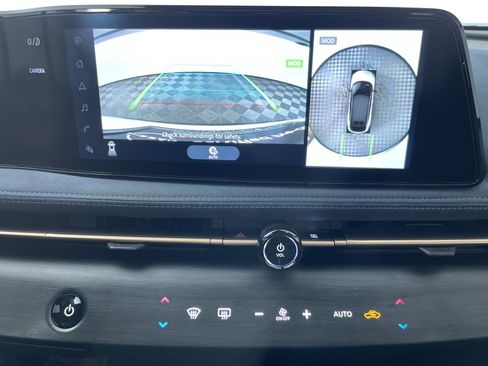 Certified 2023 Nissan Ariya AWD/4WD image 19