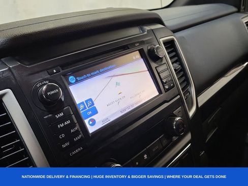 Used 2018 Nissan Titan SV w/ SV Convenience Package image 15