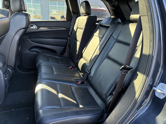 Used 2014 Jeep Grand Cherokee Overland AWD/4WD image 13