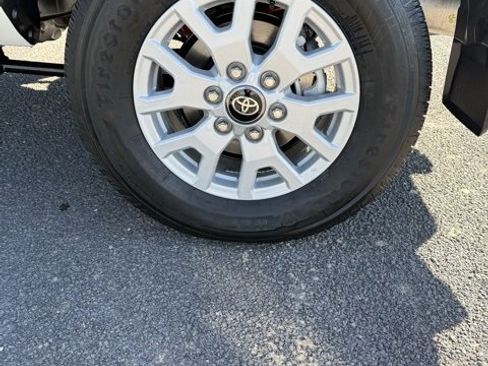 New 2025 Toyota Tacoma SR5 image 12