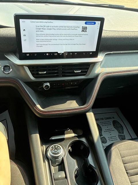 Certified 2025 Ford Explorer ST-Line AWD/4WD image 19