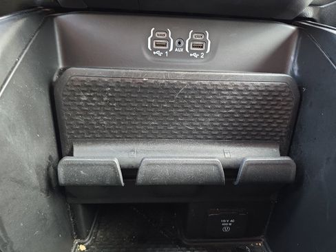 Used 2024 RAM 1500 Laramie image 20