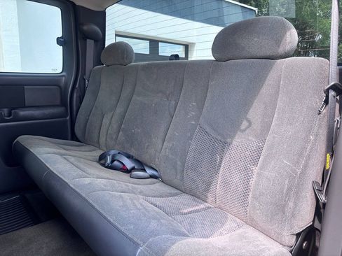 Used 2004 Chevrolet Silverado 1500 LS w/ Light Duty Power Package RWD image 20
