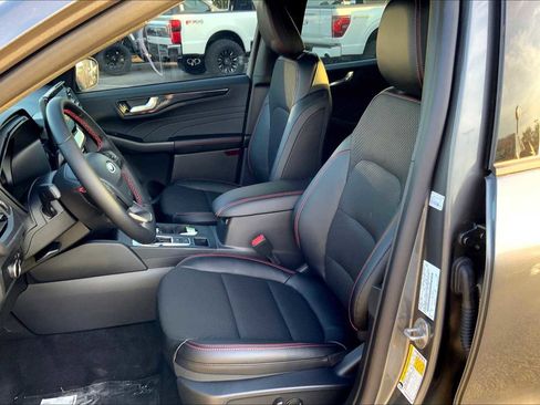 New 2026 Ford Escape ST-Line w/ Tech Pack #1 image 7