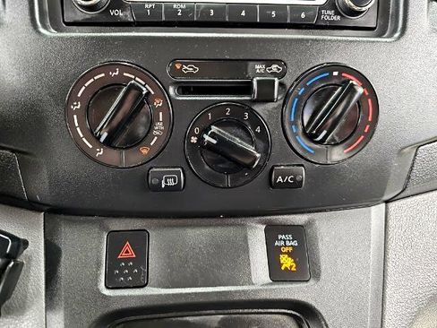 Used 2018 Chevrolet City Express LT image 16