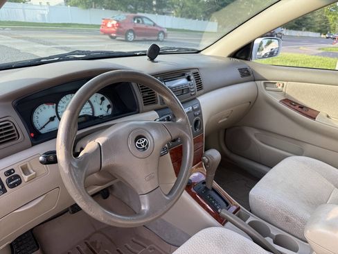 Used 2004 Toyota Corolla CE FWD image 18