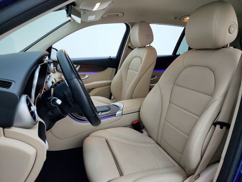 Used 2021 Mercedes-Benz GLC 300 image 17