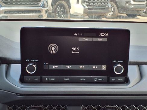 Used 2025 Honda Accord LX image 19