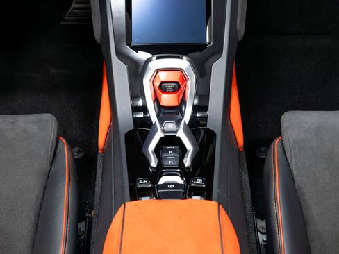 Used 2021 Lamborghini Huracan EVO RWD image 33