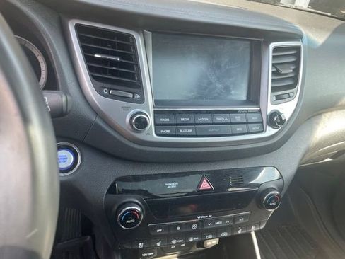 Used 2016 Hyundai Tucson Limited w/ Option Group 03 AWD/4WD image 20